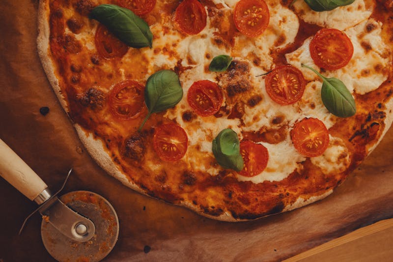 Classic Margherita pizza with tomato and fresh mozzarella